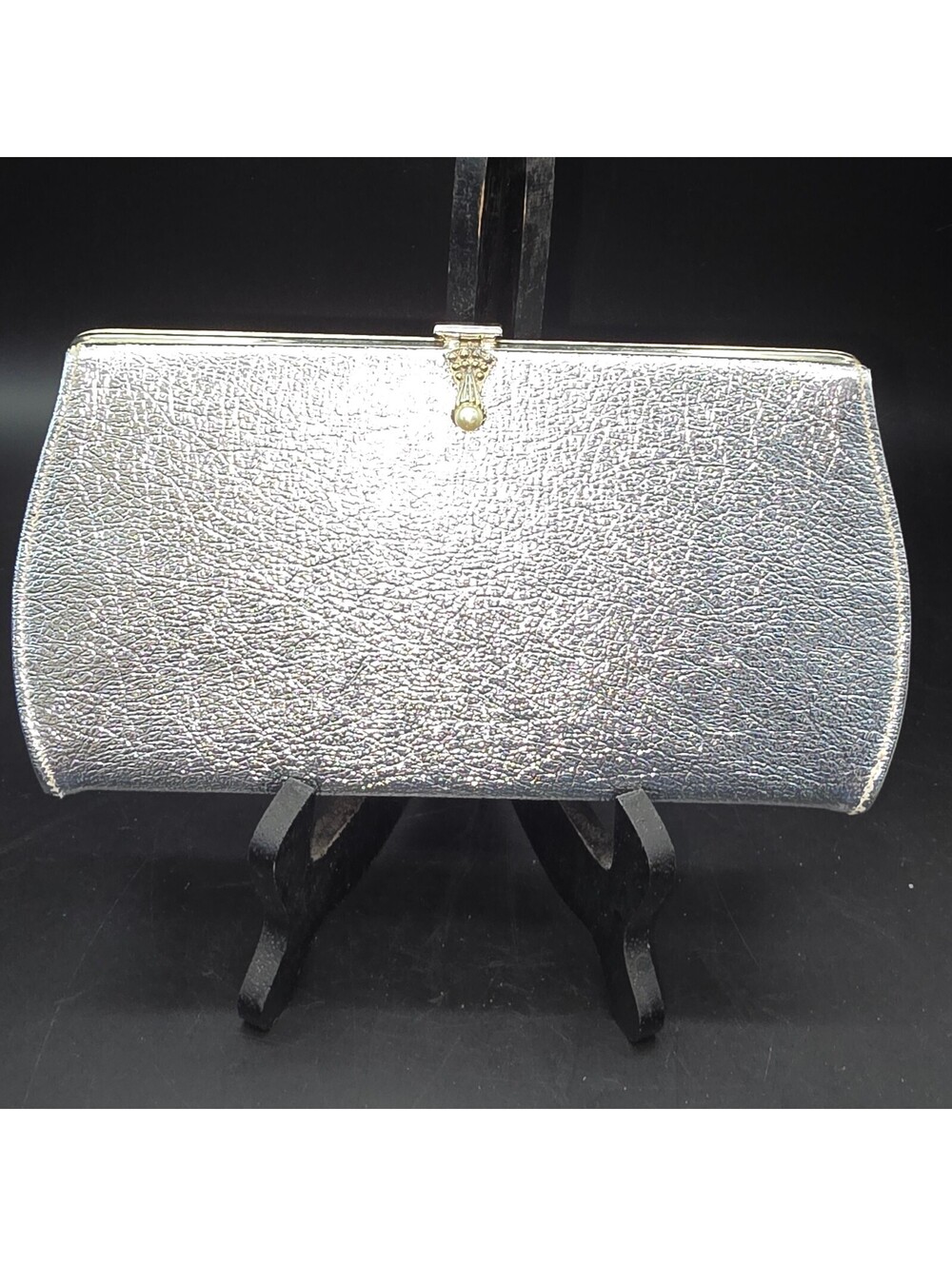 Vintage 1960s Silver Metallic Clutch Purse Faux Pearl Clasp Evening Bag w/ Chain